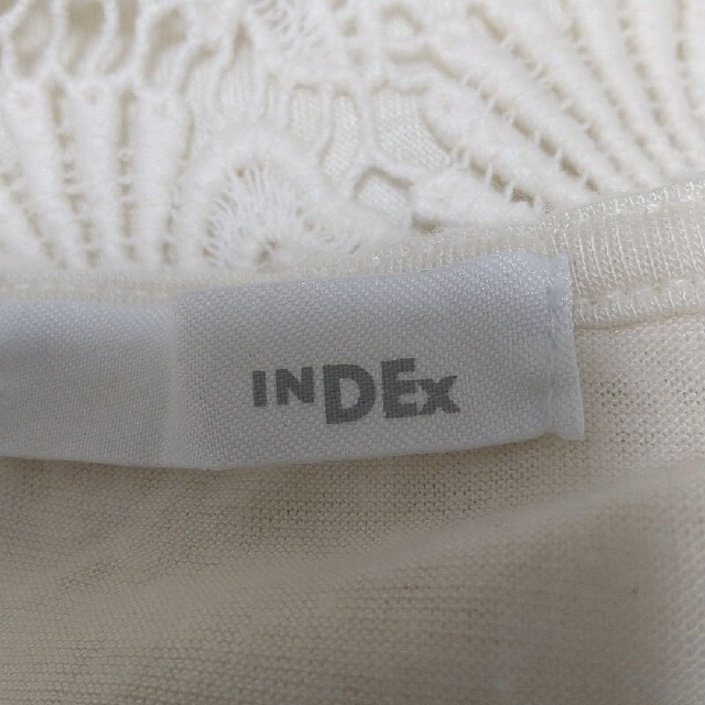 INDEX(インデックス)のINDEX 花柄レース調 半袖 白 レディースのトップス(カットソー(半袖/袖なし))の商品写真