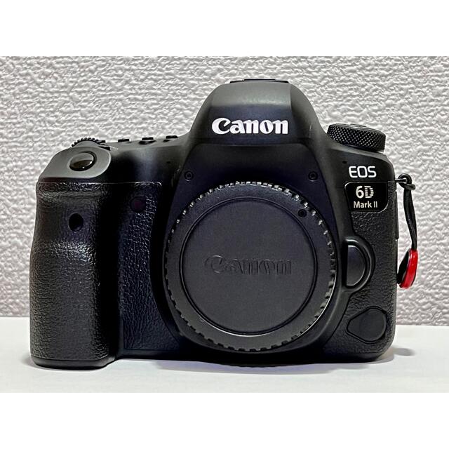 Canon(キヤノン)の【限界価格】Canon eos 6d mark2 本体 スマホ/家電/カメラのカメラ(デジタル一眼)の商品写真