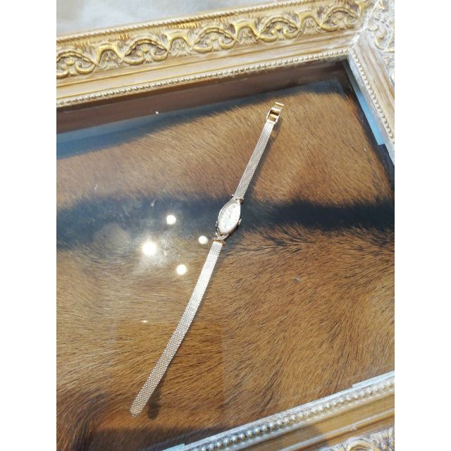 agete(アガット)の最終　アガットagete  腕時計　オーバルフェイス　ジュエリーウォッチ　 レディースのファッション小物(腕時計)の商品写真