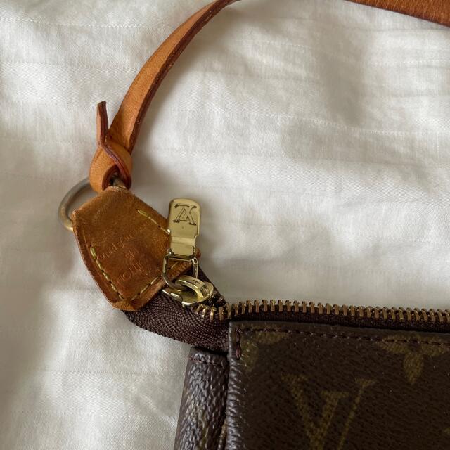 LOUIS VUITTON(ルイヴィトン)のビィトン　アクセサリー　ポーチ レディースのファッション小物(ポーチ)の商品写真