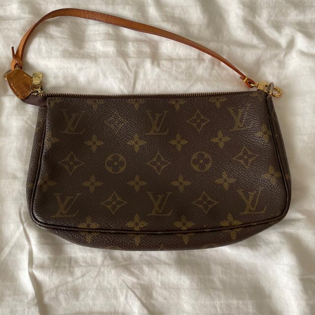 LOUIS VUITTON(ルイヴィトン)のビィトン　アクセサリー　ポーチ レディースのファッション小物(ポーチ)の商品写真