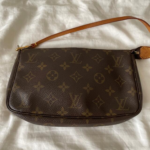 LOUIS VUITTON(ルイヴィトン)のビィトン　アクセサリー　ポーチ レディースのファッション小物(ポーチ)の商品写真