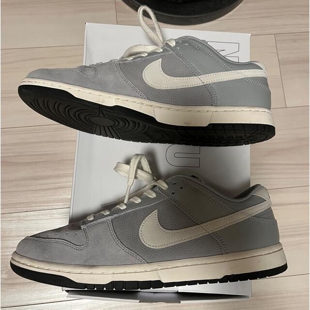 NIKE(ナイキ)のNIKE DUNK LOW by You 28.5cm grey グレー メンズの靴/シューズ(スニーカー)の商品写真