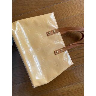 ルイヴィトン(LOUIS VUITTON)のルイ・ヴィトン リードPM モノグラムヴェルニ ハンドバッグ レザー ベージュ(ハンドバッグ)