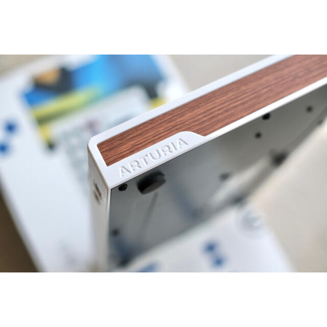 ARTURIA MiniLab Mk II MIDIキーボード 楽器のDTM/DAW(MIDIコントローラー)の商品写真