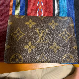 ルイヴィトン(LOUIS VUITTON)のルイヴィトン　パスケース　美品(名刺入れ/定期入れ)