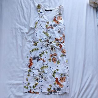 ザラ(ZARA)のZARA 花柄ワンピース(ひざ丈ワンピース)