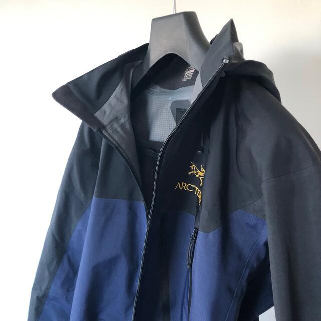 ARC'TERYX(アークテリクス)の【希少】 アークテリクス ビームス 40th別注 THETA AR シータ メンズのジャケット/アウター(ナイロンジャケット)の商品写真