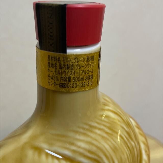 2022年 サントリーウイスキー オールド (寅歳) 干支ボトル 700ml 食品/飲料/酒の酒(ウイスキー)の商品写真