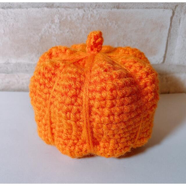 編みぐるみ　かぼちゃ　パンプキン ハンドメイドのぬいぐるみ/人形(あみぐるみ)の商品写真