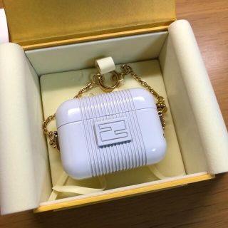 フェンディ(FENDI)のFENDI AirPods pro ケース(ヘッドフォン/イヤフォン)