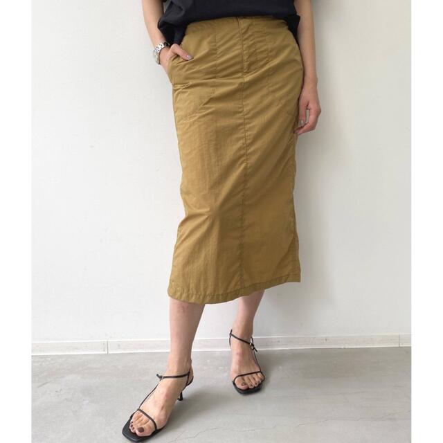 L'Appartement DEUXIEME CLASSE(アパルトモンドゥーズィエムクラス)の新品【Americana/アメリカーナ】Nylon Tight Skirt36 レディースのスカート(ひざ丈スカート)の商品写真