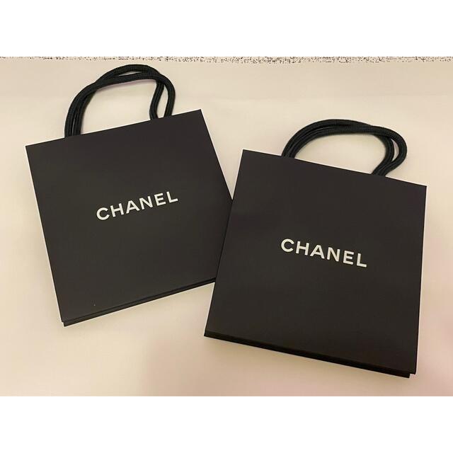 CHANEL チャーム付きギフトバッグショップ袋 - アクセサリー