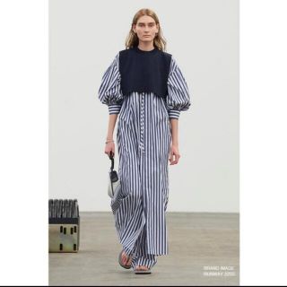 ハイク(HYKE)のHYKE T/C STRIPED GATHERED DRESS(ロングワンピース/マキシワンピース)