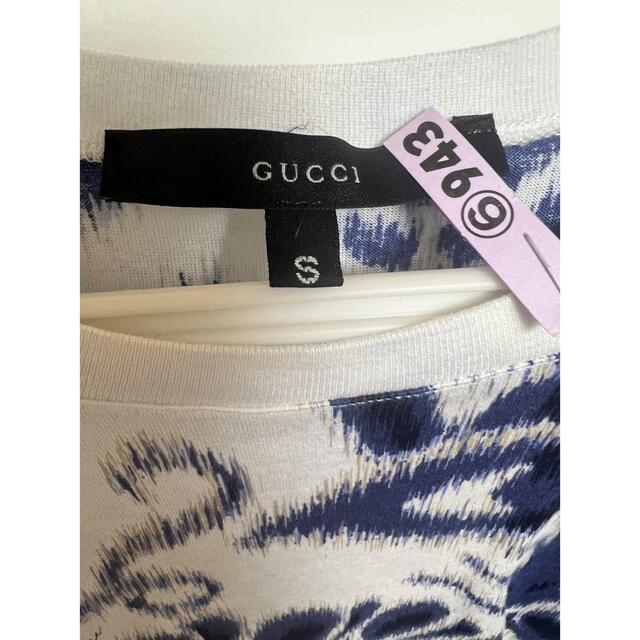 Gucci(グッチ)の【美品】GUCCI グッチ　半袖TシャツS 花柄　ロゴ レディースのトップス(Tシャツ(半袖/袖なし))の商品写真