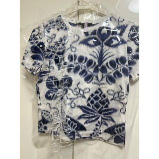 グッチ(Gucci)の【美品】GUCCI グッチ　半袖TシャツS 花柄　ロゴ(Tシャツ(半袖/袖なし))