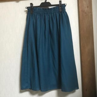 ユナイテッドアローズグリーンレーベルリラクシング(UNITED ARROWS green label relaxing)のグリーンレーベル   ターコイズブルー　ギャザースカート(ひざ丈スカート)