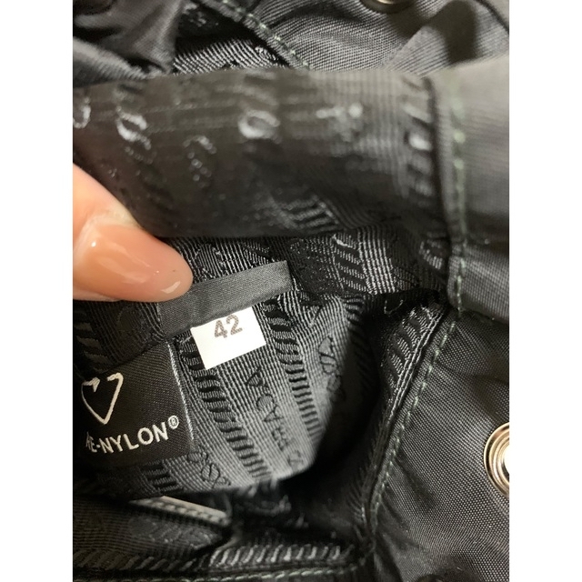 プラダ レザーストラップ 巾着 Re Nylon 正規品