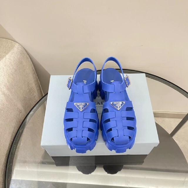 定番最新作 PRADA 38サイズの通販 by サンギ 's shop|プラダなら
