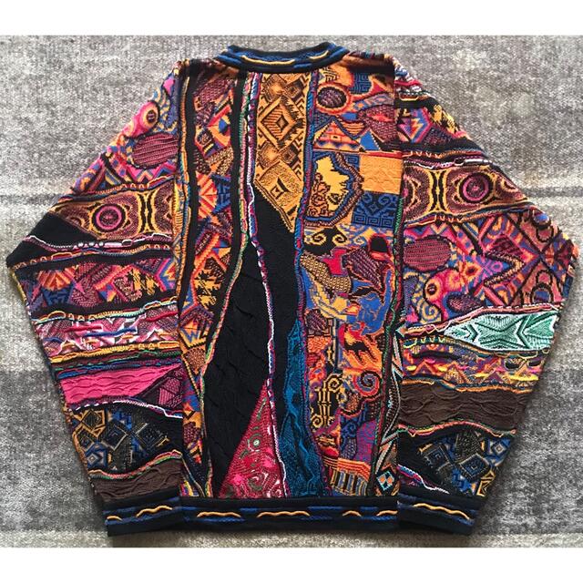 COOGI   超レア 異次元のデザイン 芸術 人物柄 COOGI クージー ニット