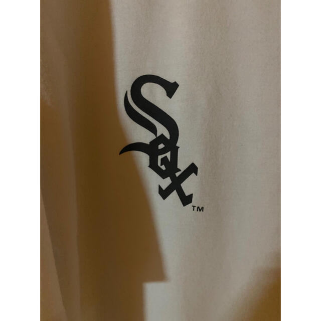 F.C.R.B.(エフシーアールビー)のfcrb L ホワイト メンズのトップス(Tシャツ/カットソー(半袖/袖なし))の商品写真