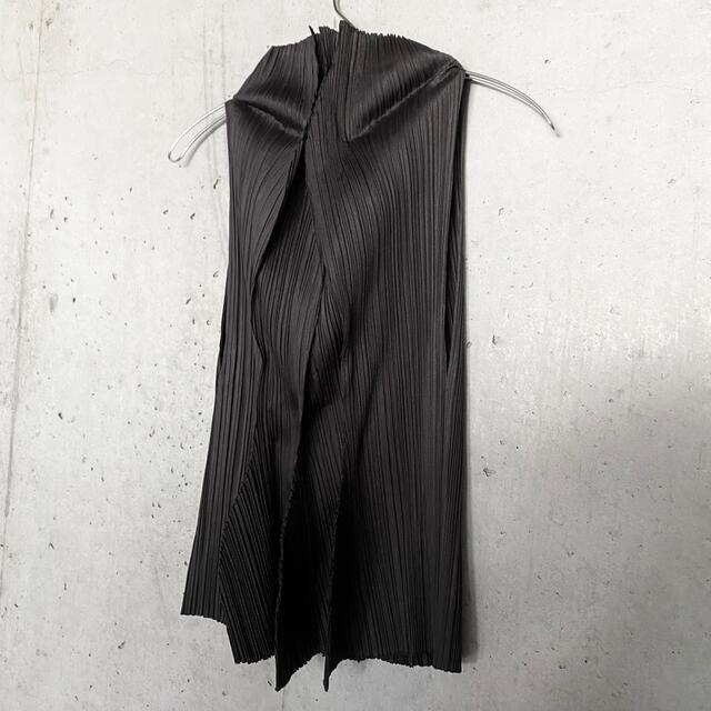 極美品 ISSEY MIYAKE イッセイミヤケ プリーツプリーズ カットソー