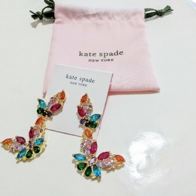 kate spade new york(ケイトスペードニューヨーク)のNEW【新品】kate spade ケイトスペードソーシャルバタフライピアス レディースのアクセサリー(ピアス)の商品写真