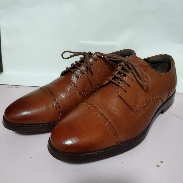 Cole Haan(コールハーン)の美品 コールハーン 革靴 ウイングチップ メンズの靴/シューズ(ドレス/ビジネス)の商品写真