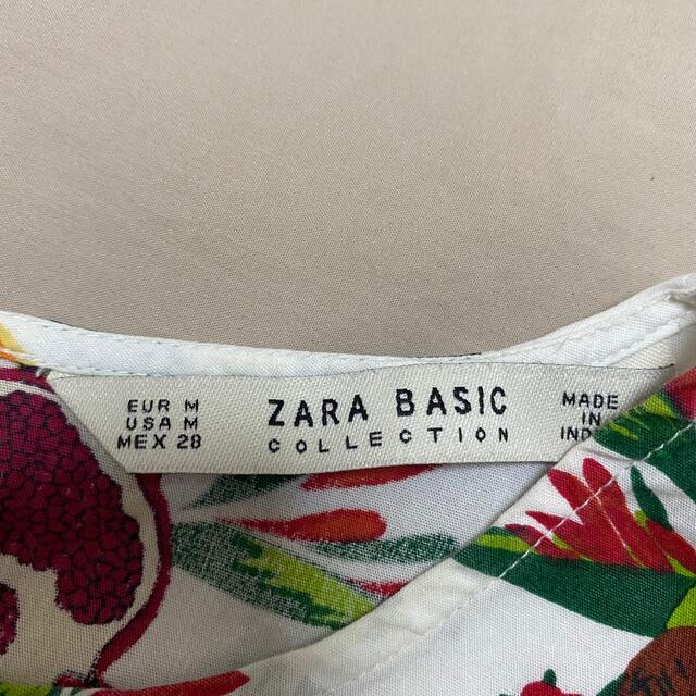 ZARA(ザラ)のZARA トップス　トロピカル柄　七分袖 レディースのトップス(カットソー(長袖/七分))の商品写真