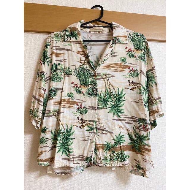 アロハシャツ　シャツ　hawaiian レディースのトップス(シャツ/ブラウス(半袖/袖なし))の商品写真