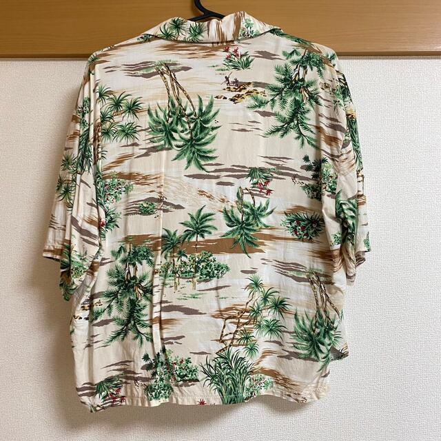 アロハシャツ　シャツ　hawaiian レディースのトップス(シャツ/ブラウス(半袖/袖なし))の商品写真