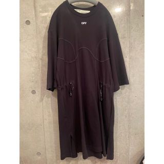 オフホワイト(Off-White)のオフホワイト ワンピース(ひざ丈ワンピース)