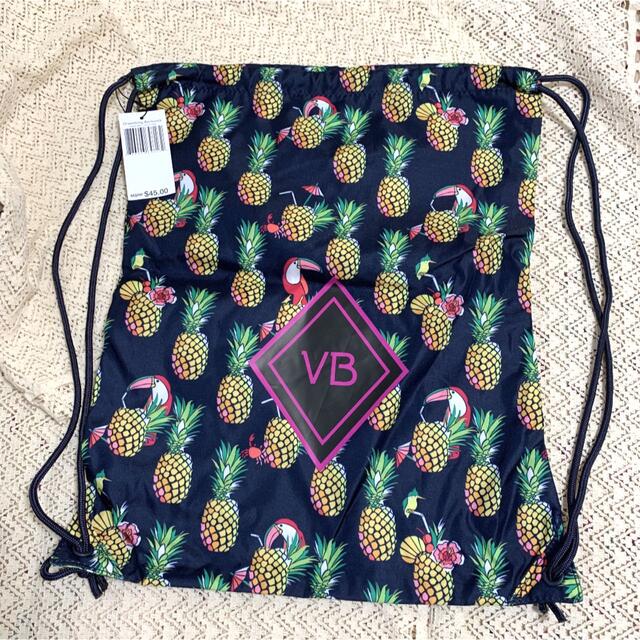 Vera Bradley(ヴェラブラッドリー)の新品　ヴェラブラッドリー　バックパック　パイナップル レディースのバッグ(リュック/バックパック)の商品写真