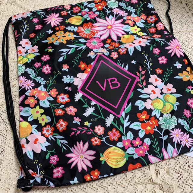 Vera Bradley(ヴェラブラッドリー)の新品　ヴェラブラッドリー　バックパック　厚手　可愛いです(๑˃̵ᴗ˂̵) レディースのバッグ(リュック/バックパック)の商品写真