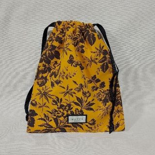 グッチ 香水(イエロー/黄色系)の通販 13点 | Gucciを買うならラクマ