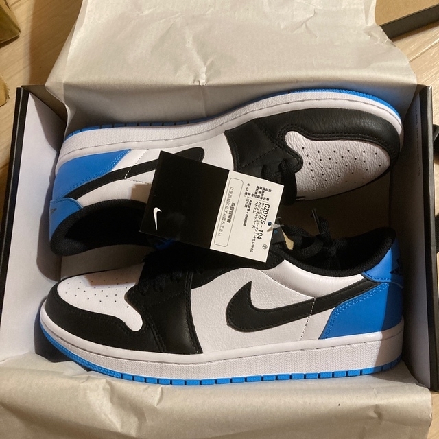 Nike WMNS Air Jordan 1 Low OG UNC 27