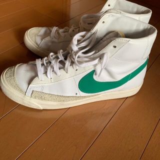 ナイキ(NIKE)のNIKE ブレーザー　blazer(スニーカー)