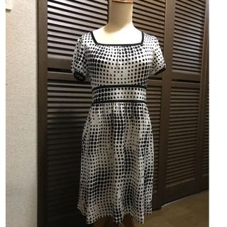 ピンカール(Pin Curl)のPin Curl美品ワンピース(ひざ丈ワンピース)