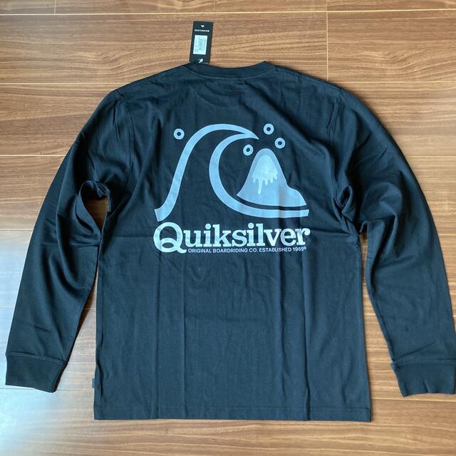 QUIKSILVER(クイックシルバー)のクイックシルバー 長袖Tシャツ L 黒 ブラック バックプリント柄 メンズのトップス(Tシャツ/カットソー(七分/長袖))の商品写真