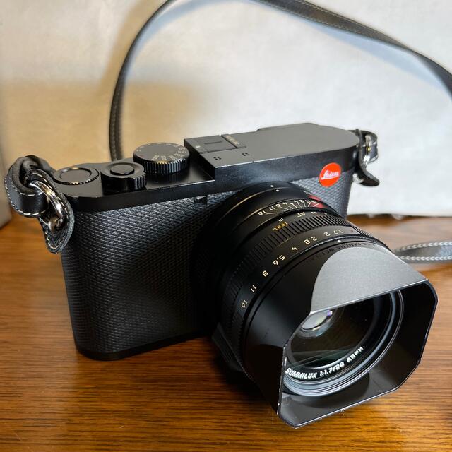 Leica Q2 バッテリー2個　純正オプションストラップ