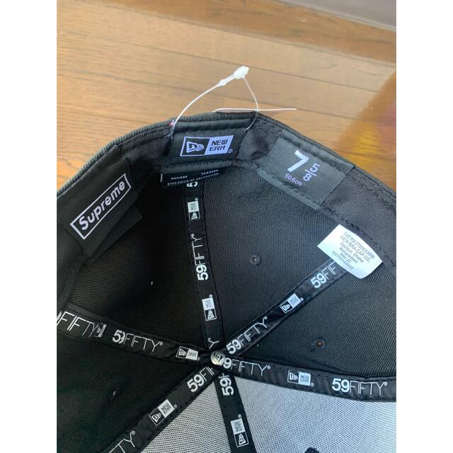 Supreme(シュプリーム)のSupreme New Era Handstyle Black 7-5/8 メンズの帽子(キャップ)の商品写真