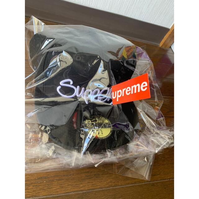 Supreme(シュプリーム)のSupreme New Era Handstyle Black 7-5/8 メンズの帽子(キャップ)の商品写真