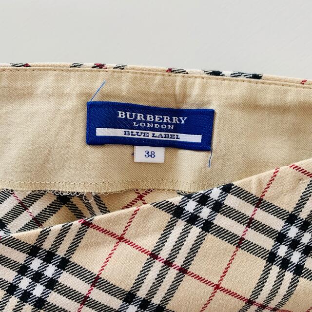 BURBERRY BLUE LABEL(バーバリーブルーレーベル)のBURBERRY バーバリーブルーレーベル　ノバチェクスカート　38 レディースのスカート(ひざ丈スカート)の商品写真