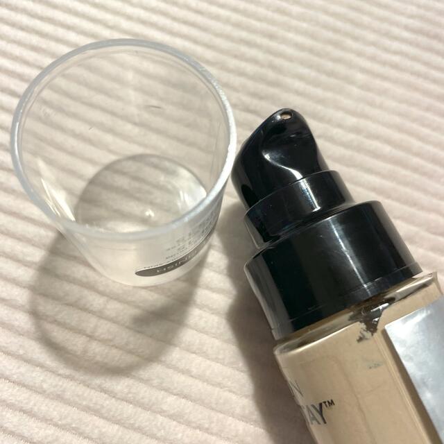 REVLON(レブロン)のレブロン　カラーステイ　メイクアップN   サンドベージュ コスメ/美容のベースメイク/化粧品(ファンデーション)の商品写真