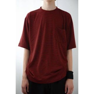 コモリ(COMOLI)のCOMOLI ウール天竺　Tシャツ　ボーダー　レッド新品(Tシャツ/カットソー(半袖/袖なし))