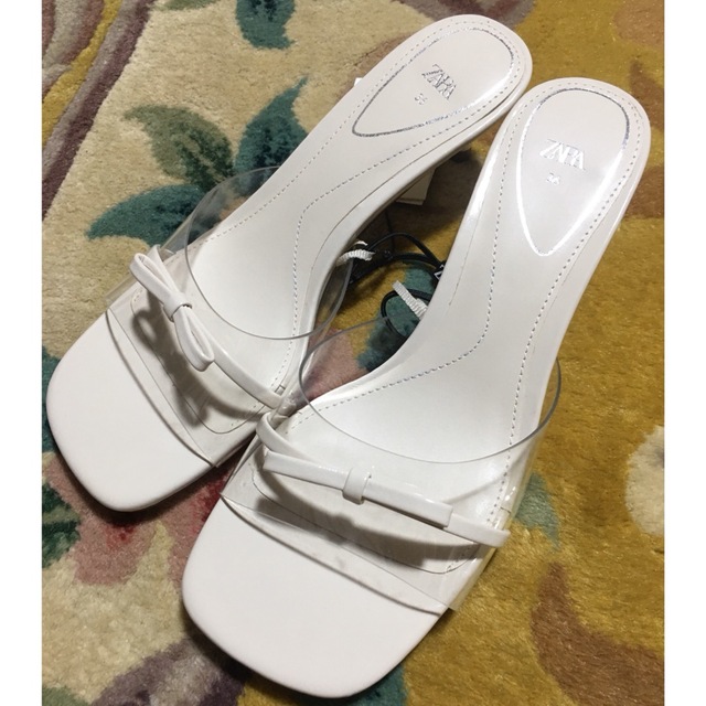 ZARA(ザラ)の新品✨リボンディテールクリアミュール　サンダル レディースの靴/シューズ(ミュール)の商品写真