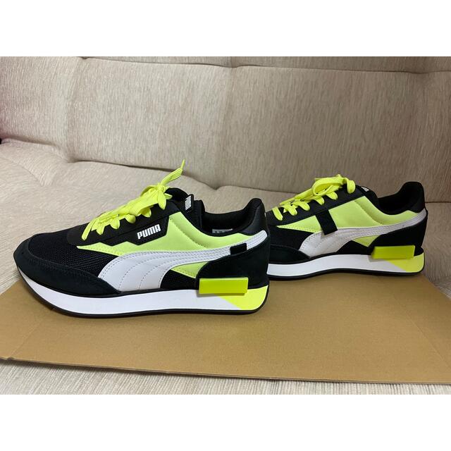 PUMA(プーマ)のPUMAプーマフューチャーライダーネオンプレイ01BK/F.YELLOW レディースの靴/シューズ(スニーカー)の商品写真