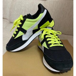 プーマ(PUMA)のPUMAプーマフューチャーライダーネオンプレイ01BK/F.YELLOW(スニーカー)