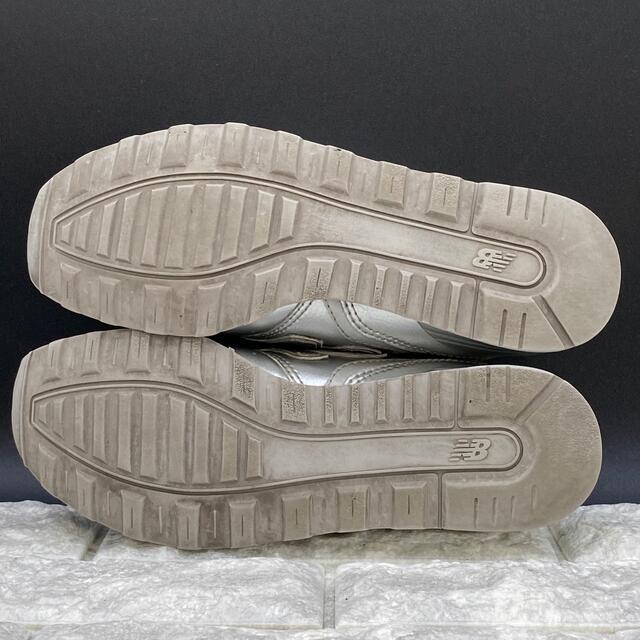 New Balance(ニューバランス)の★GONGON様専用★ニューバランス WL996 シルバー 23.5 レディースの靴/シューズ(スニーカー)の商品写真