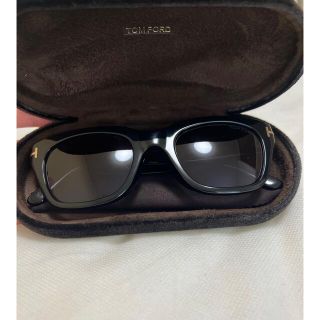 美品♡ TOM FORD サングラス TF211 AF 01A ブラック eva.gov.co